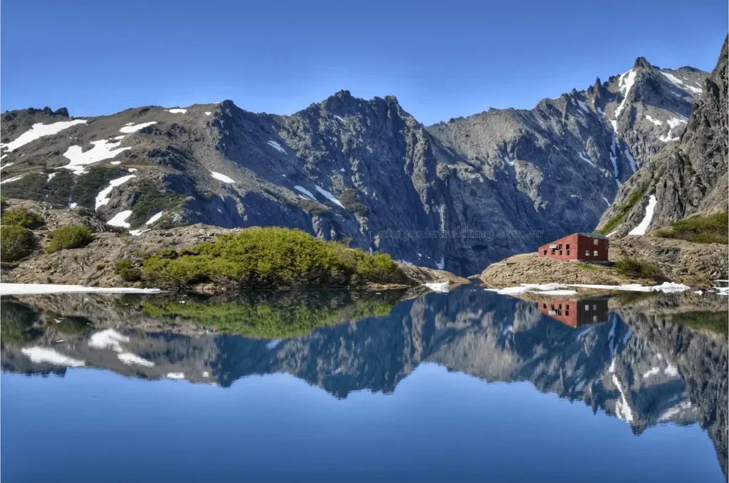 trekking laguna negra bariloche sq