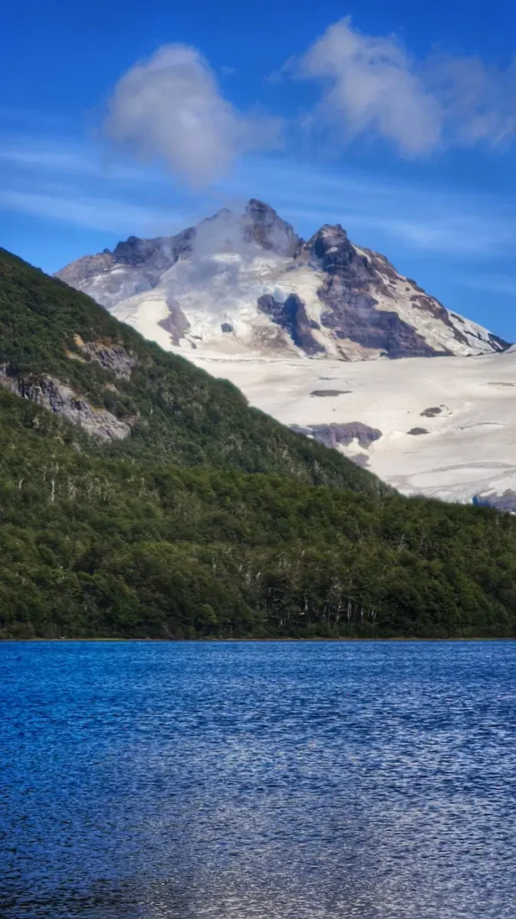 Cerro Tronador desde laguna ilon