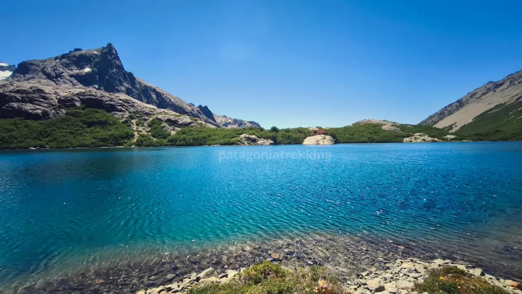 Laguna jakob refugio san martin