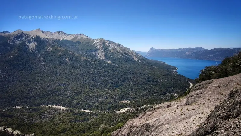 Desde el Centinela al Cerro Simone: la distancia entre la huella y el track 8 sendero cerro centinela vista este