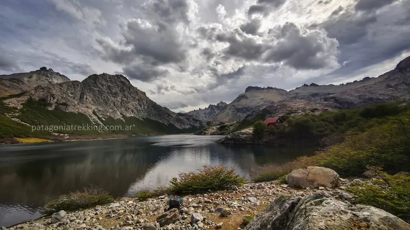 Cerro Cuernos del Diablo: no hay ateos en las trincheras 3 Laguna Jakob