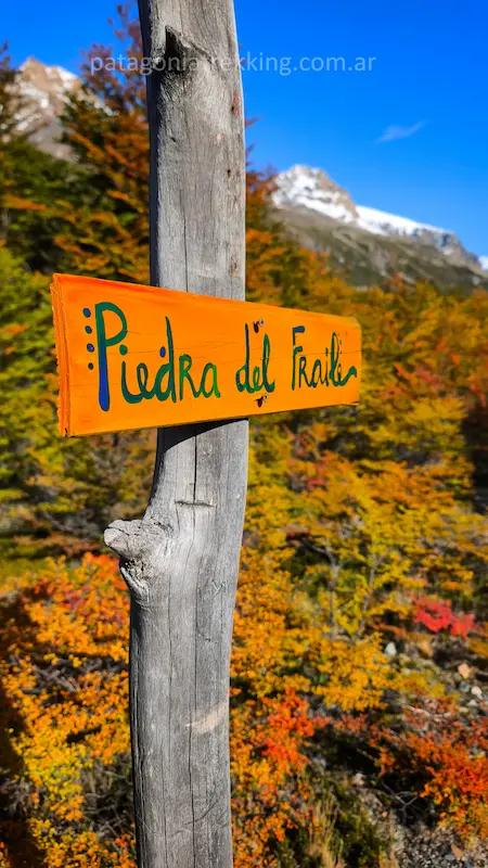 El Chaltén: De Piedra del Fraile a Poincenot por el mirador del glaciar Piedras Blancas 12 el chalten piedra del fraile cartel