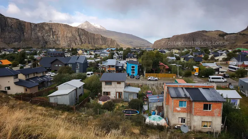Guía de supervivencia en El Chaltén 11 vista el chalten pueblo
