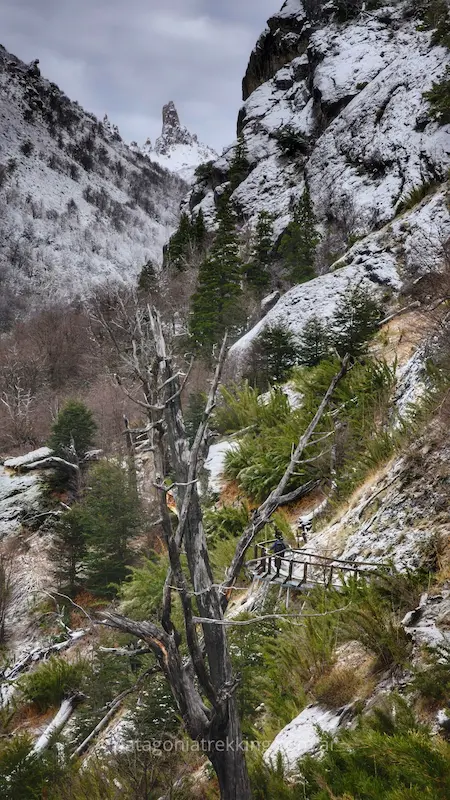Refugio Frey en invierno 13 Refugio frey invierno van titter pasarela