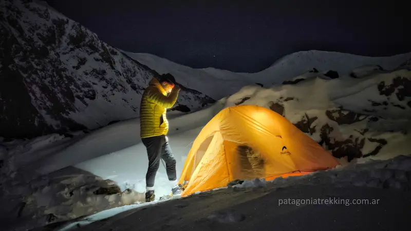 laguna negra invierno acampe noche