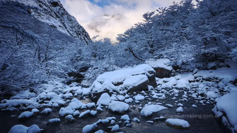 laguna negra invierno cruce arroyo navidad
