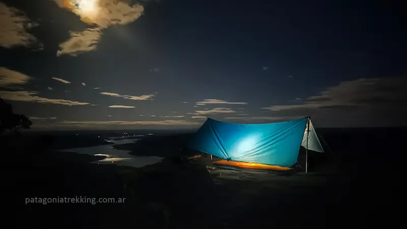 Noche en Montura Chilena y regreso en la niebla 22 montura chilena noche