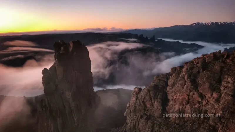 Noche en Montura Chilena y regreso en la niebla 25 montura chilena vista amanecer