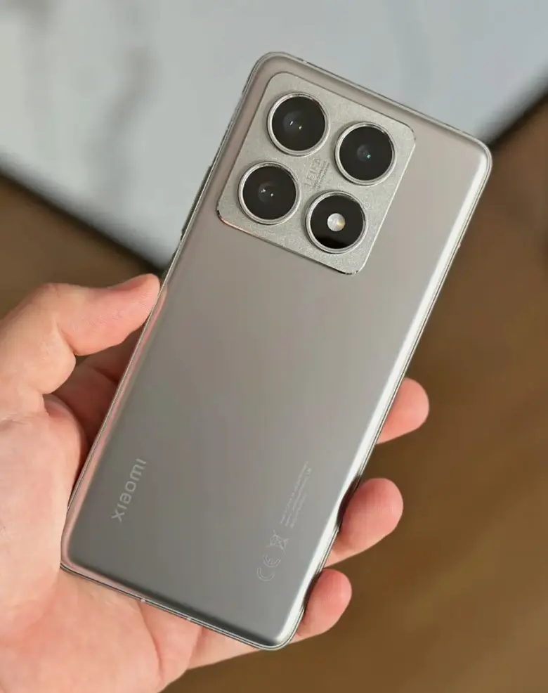 El equipo que uso para caminar la Patagonia 18 Xiaomi 14T Pro